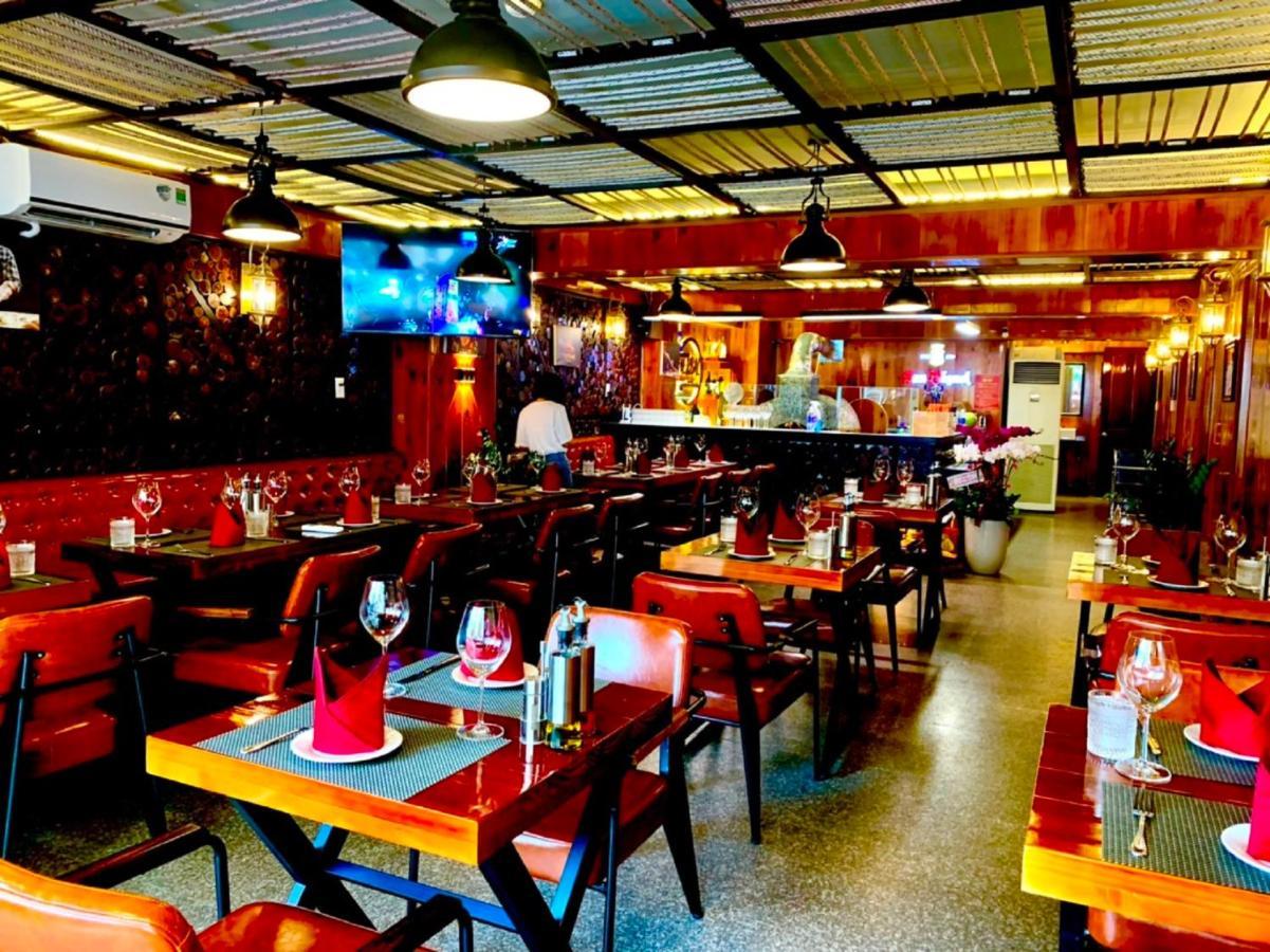 דה נאנג Central Beach Hotel מראה חיצוני תמונה