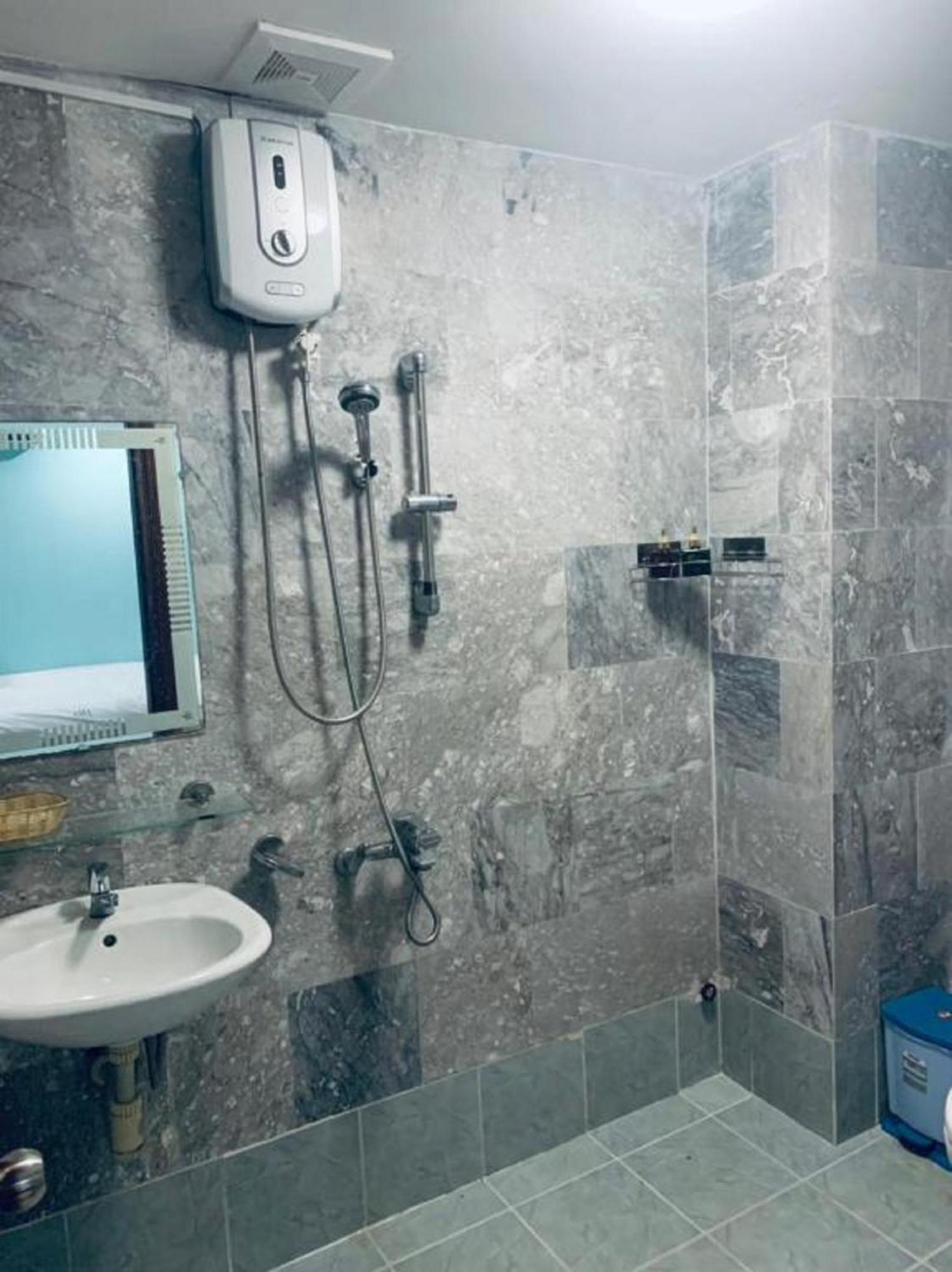 דה נאנג Central Beach Hotel מראה חיצוני תמונה